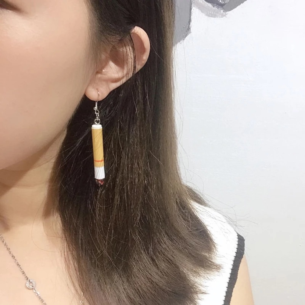 Plastic cigarette butt earrings two styles - Picture 4 of 4